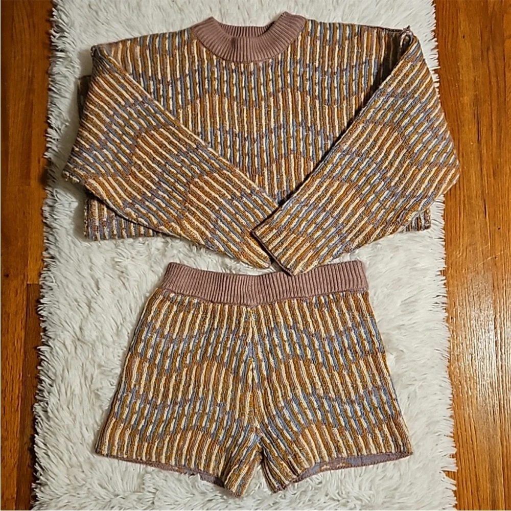 Free People Malibu Patterned Reversible Sweater Set - Picture 2 of 9